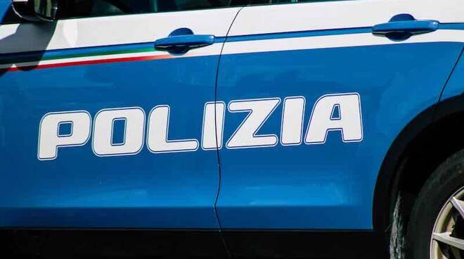 Roma, sequestrati 15 chili di droga e 70mila euro